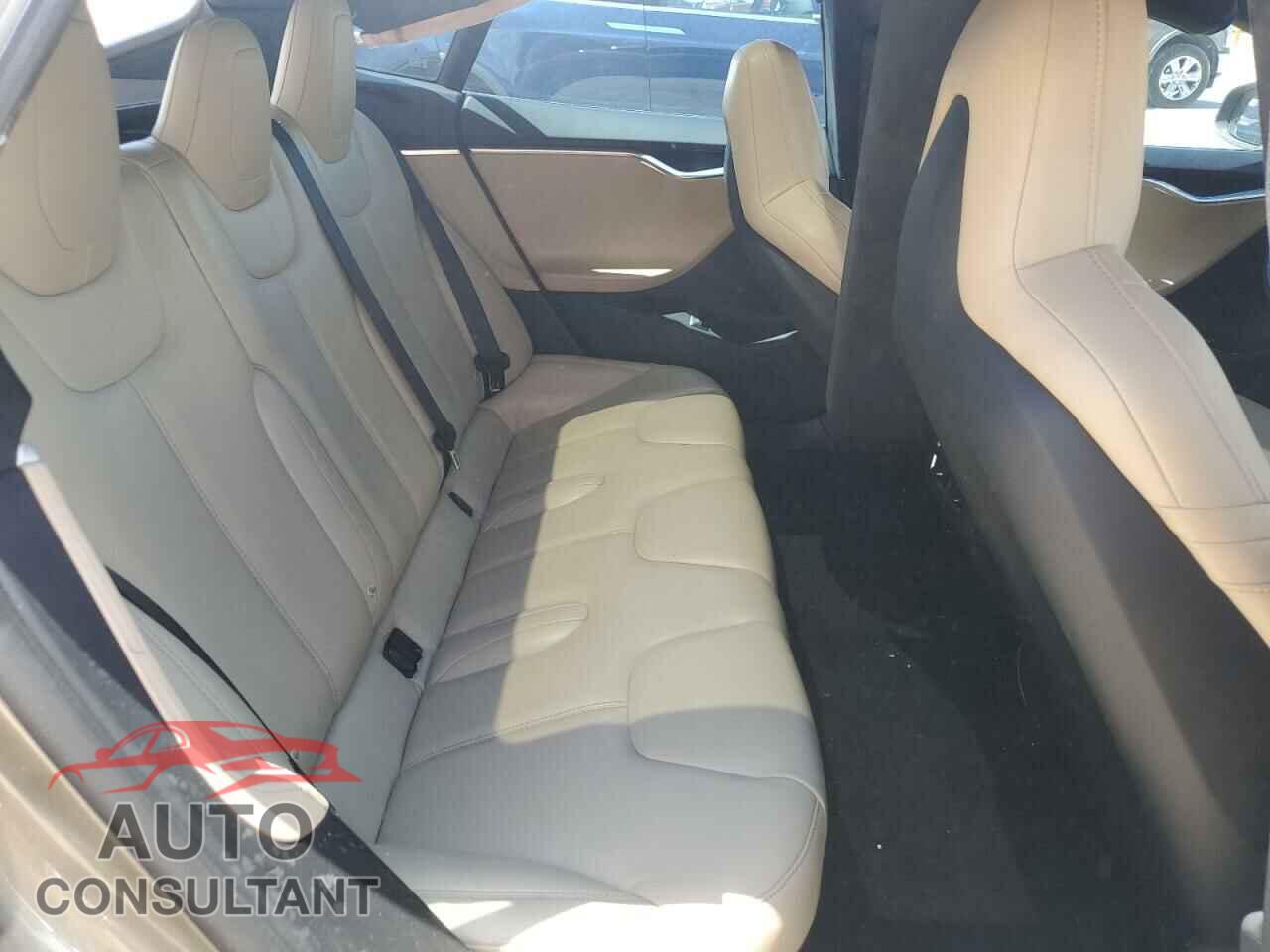 TESLA MODEL S 2016 - 5YJSA1E24GF131563