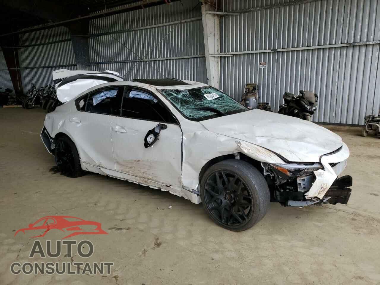 LEXUS IS 2021 - JTHCA1D22M5111409