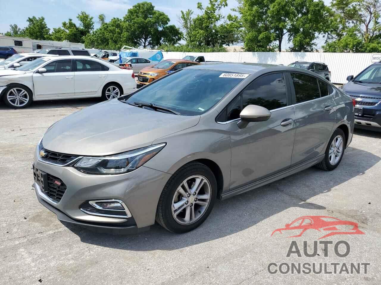 CHEVROLET CRUZE 2017 - 1G1BE5SM0H7128029