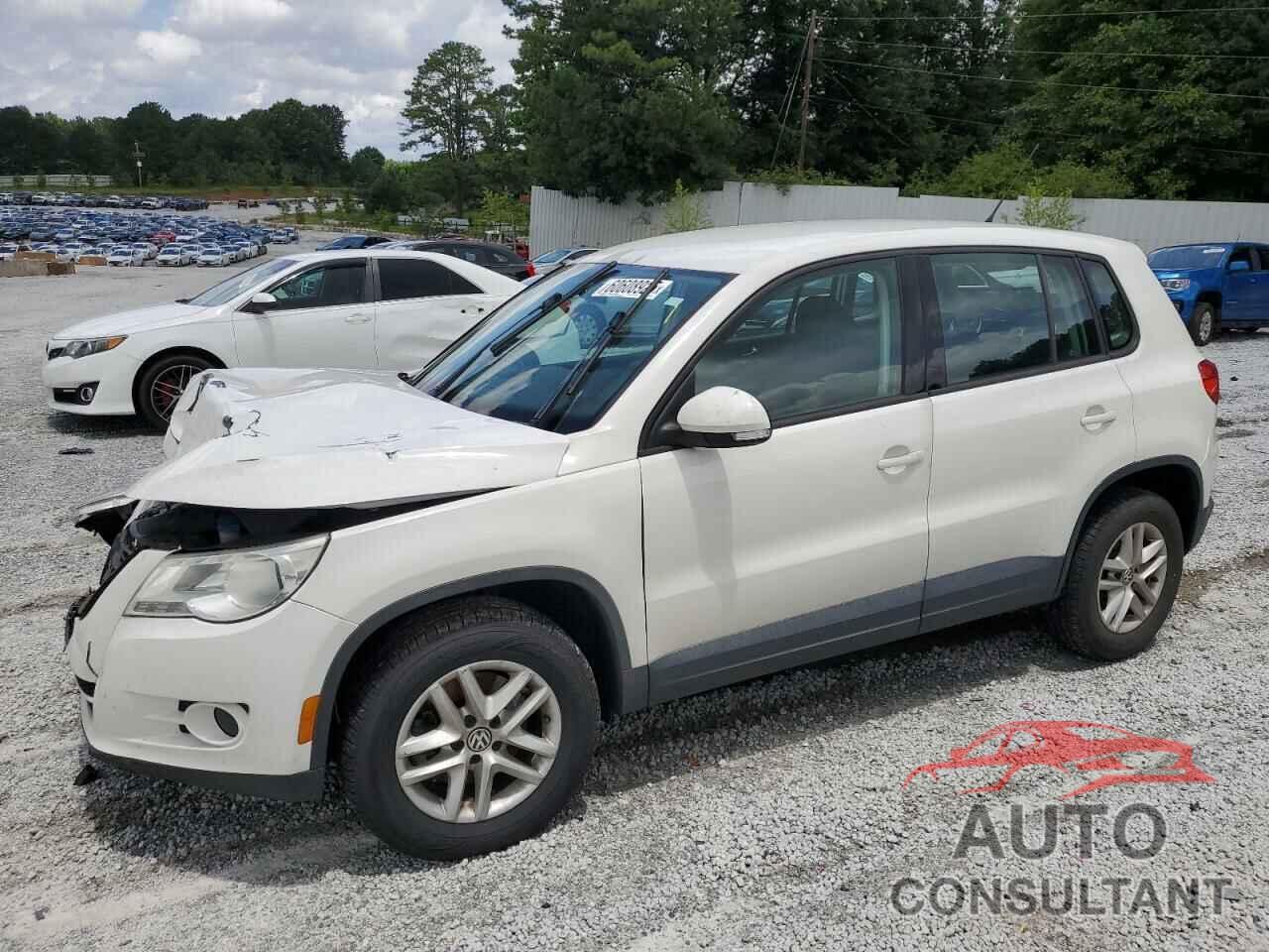VOLKSWAGEN TIGUAN 2011 - WVGAV7AX3BW526533