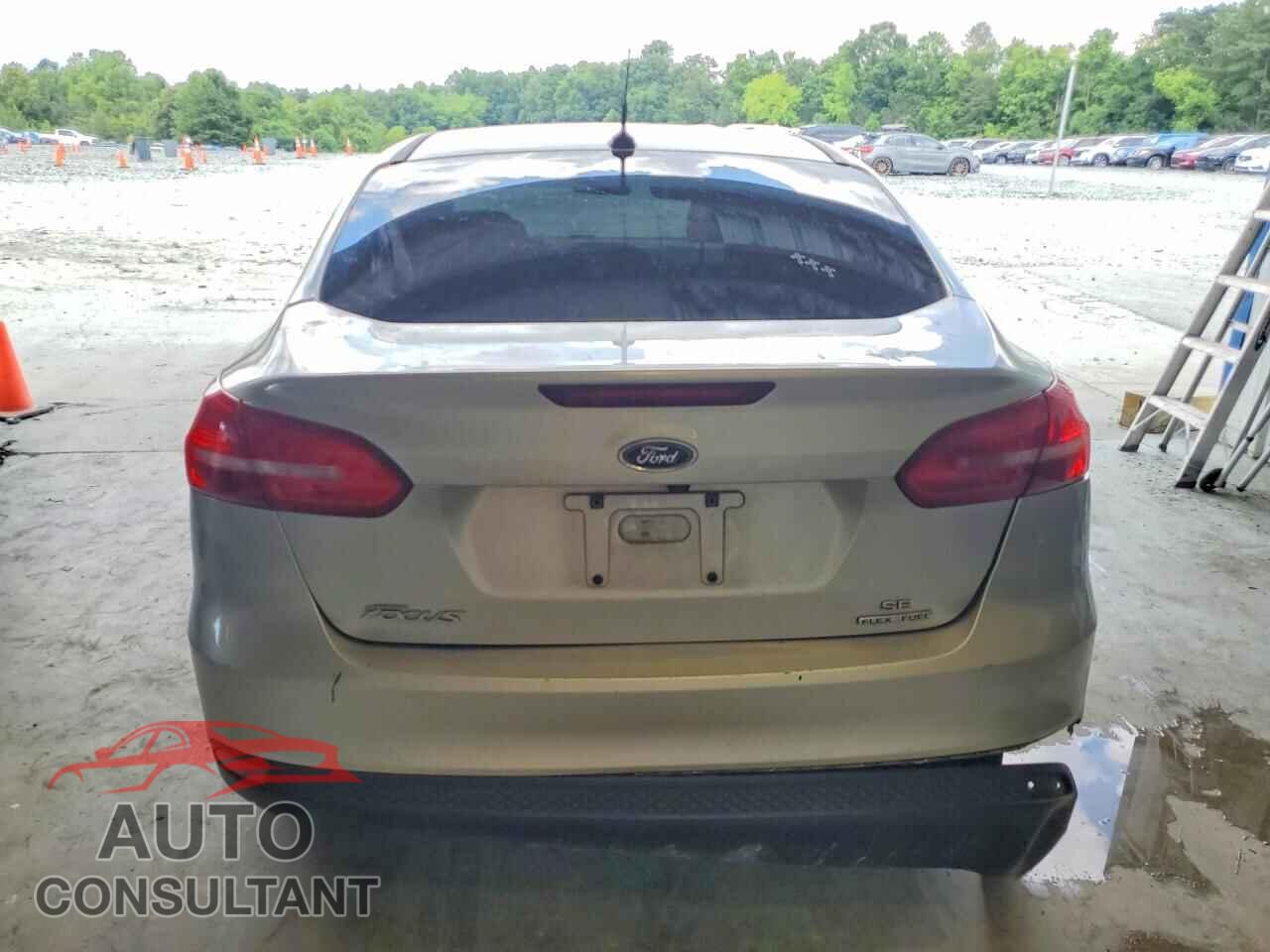 FORD FOCUS 2016 - 1FADP3F24GL348924