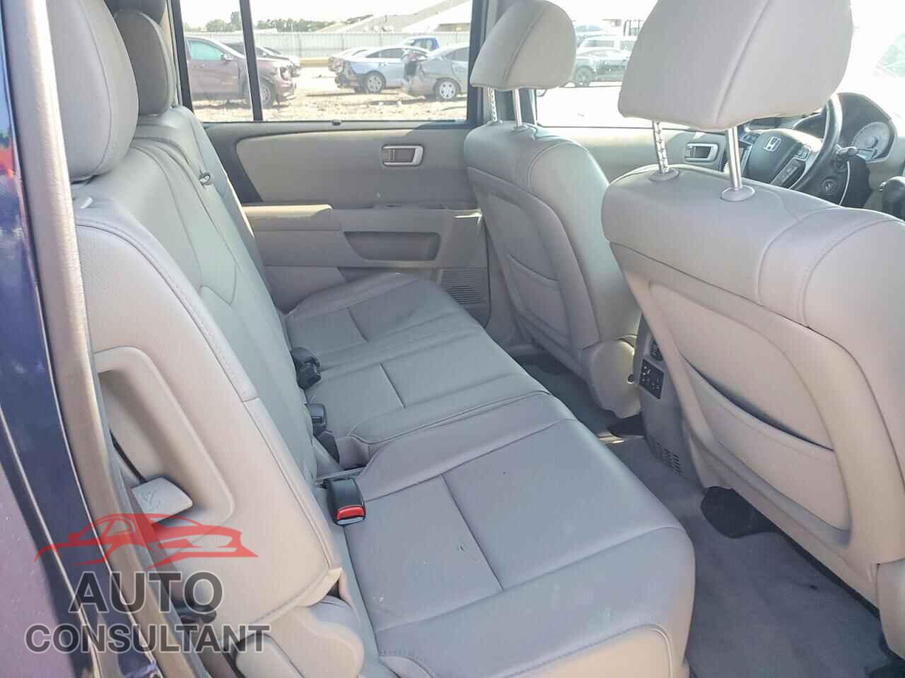 HONDA PILOT 2014 - 5FNYF4H9XEB034581