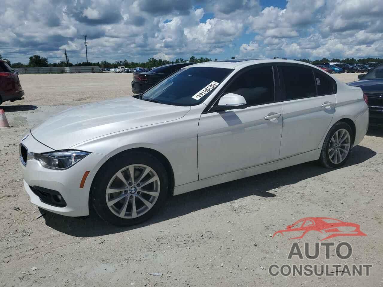 BMW 3 SERIES 2018 - WBA8E1G56JNU91784