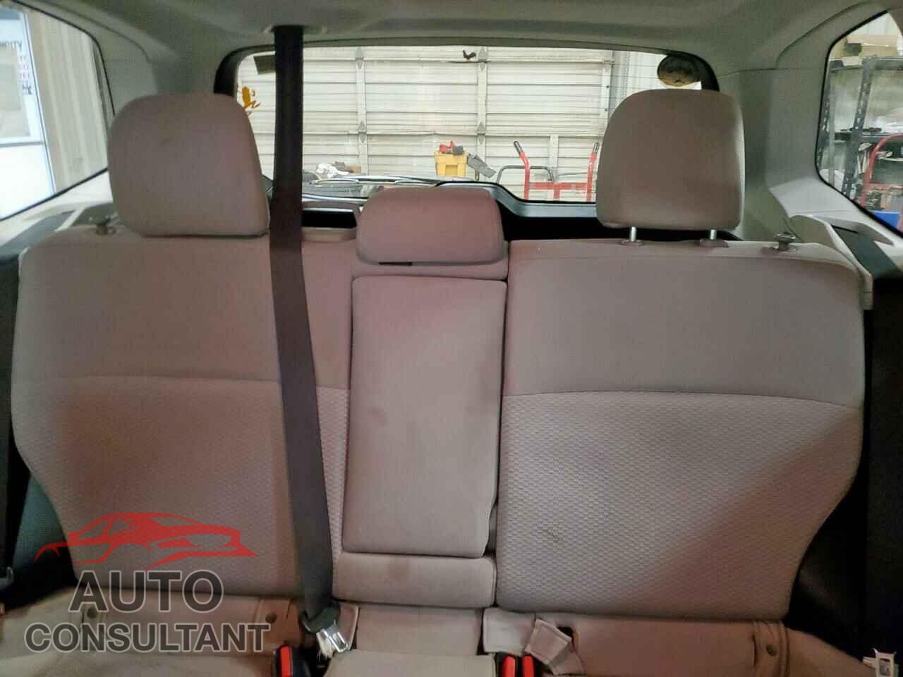 SUBARU FORESTER 2017 - JF2SJADC7HH403701