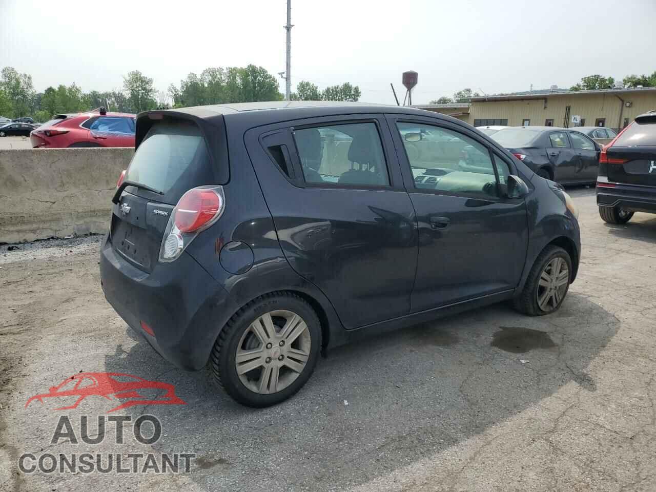 CHEVROLET SPARK 2013 - KL8CC6S98DC526165