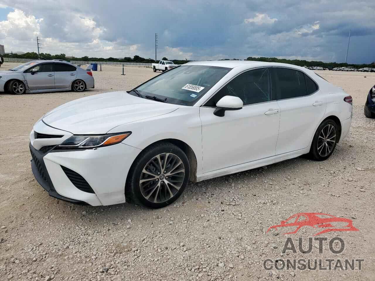 TOYOTA CAMRY 2020 - 4T1G11AK2LU872268