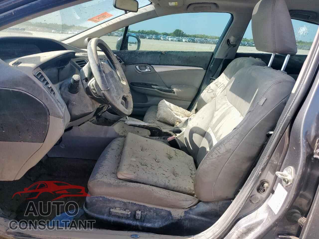 HONDA CIVIC 2015 - 2HGFB2F99FH528728