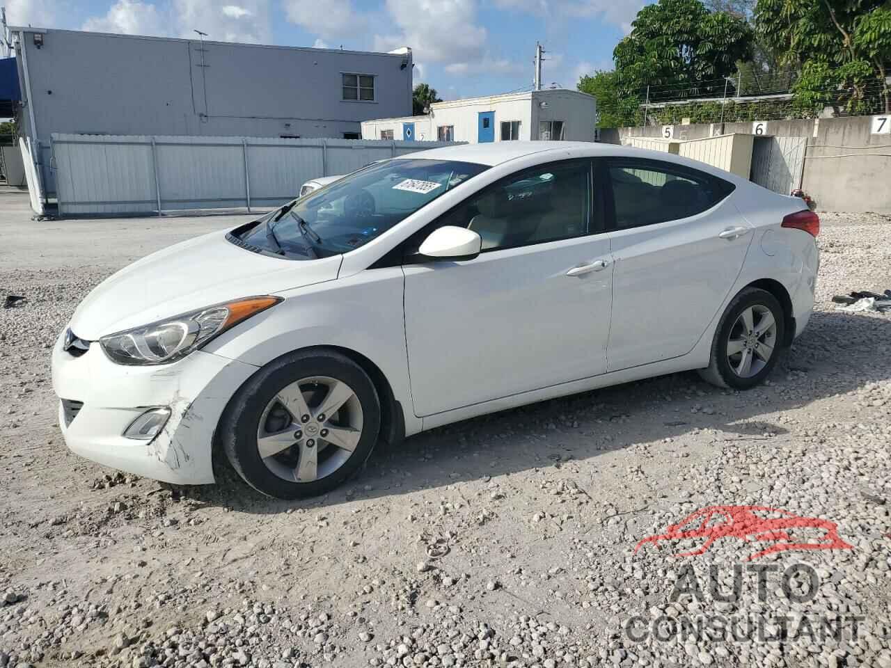 HYUNDAI ELANTRA 2013 - 5NPDH4AE1DH424940