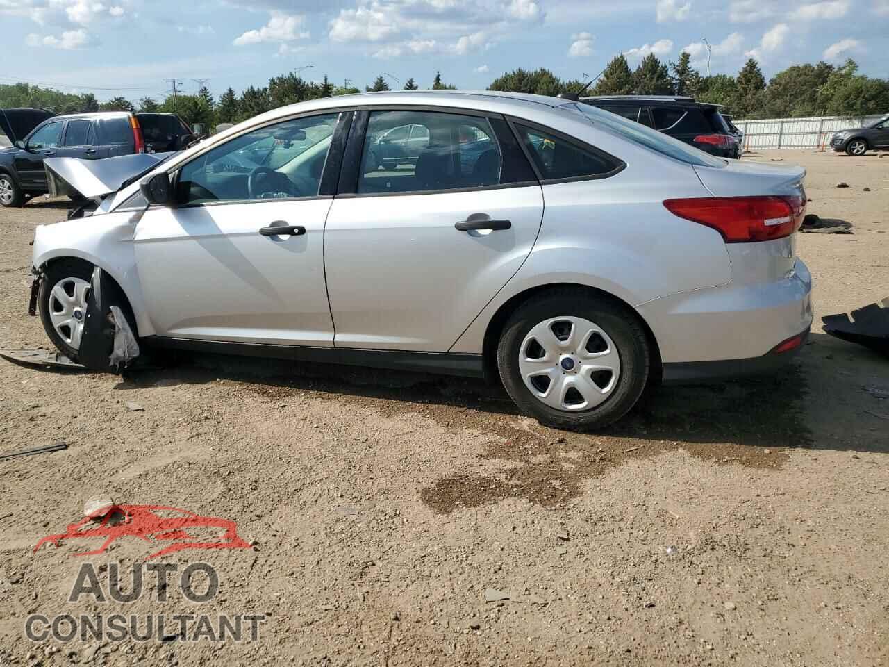 FORD FOCUS 2016 - 1FADP3E22GL248905