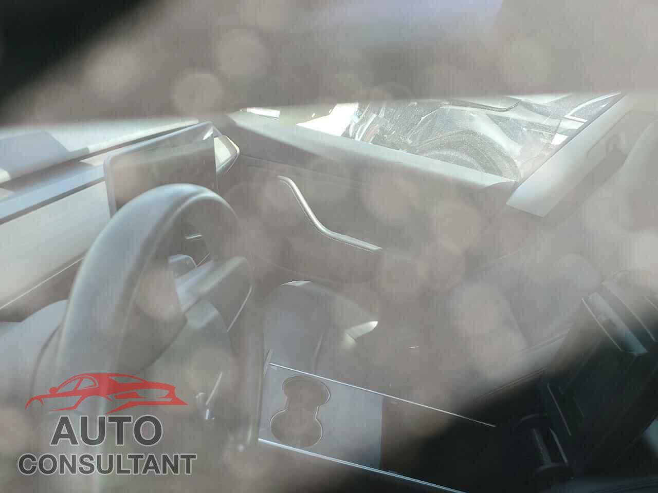 TESLA MODEL 3 2019 - 5YJ3E1EA3KF326577
