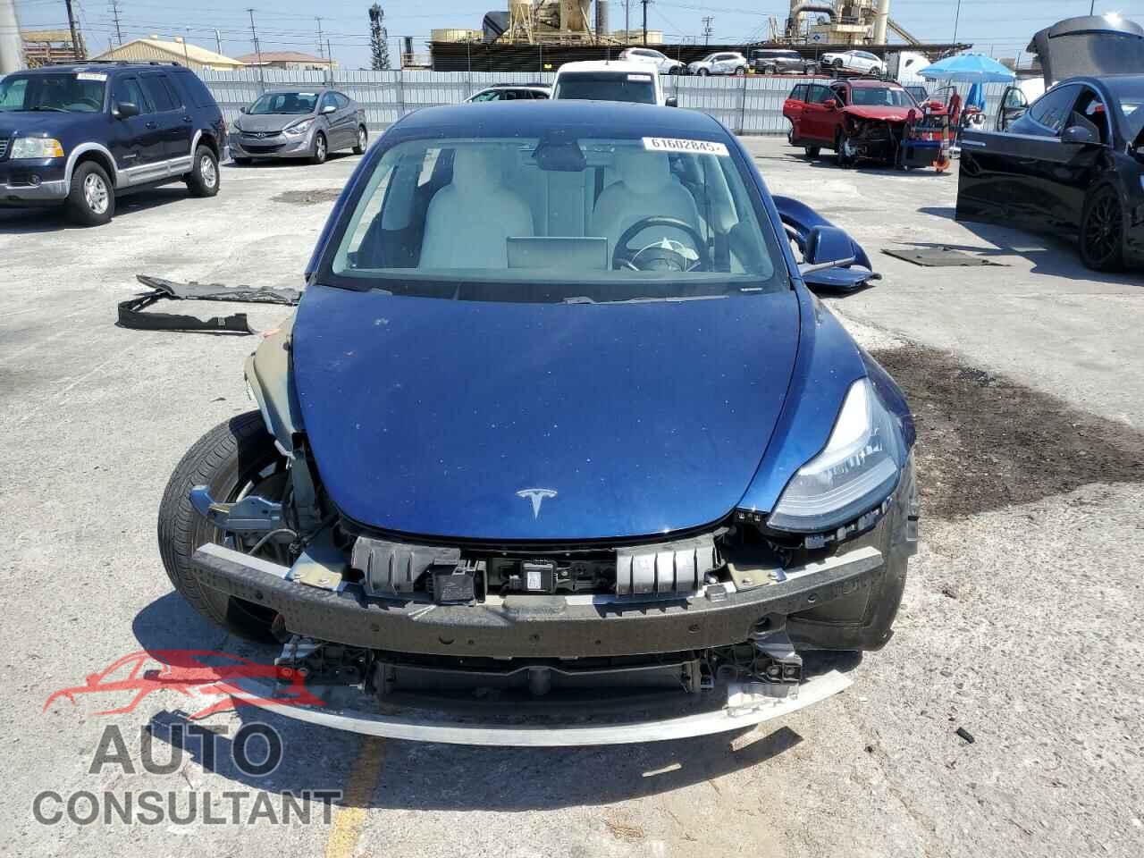 TESLA MODEL 3 2018 - 5YJ3E1EB0JF096794