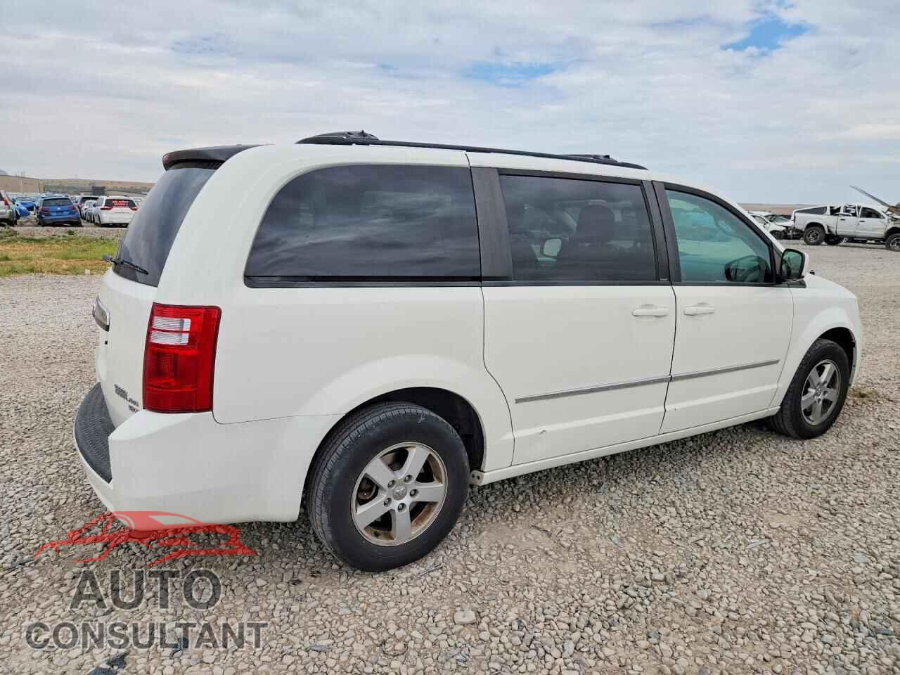 DODGE CARAVAN 2010 - 2D4RN5D11AR445124