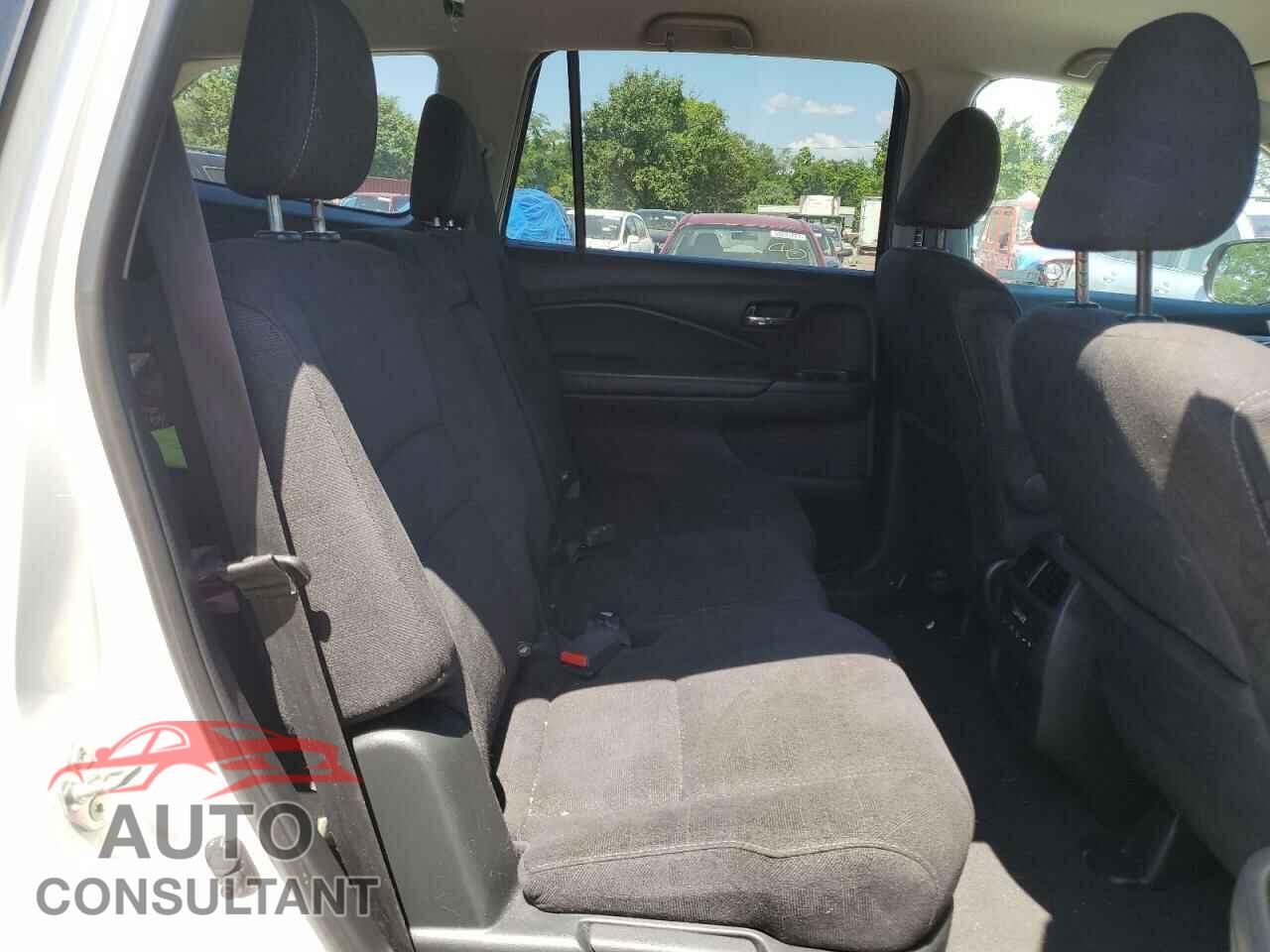 HONDA PILOT 2019 - 5FNYF6H39KB074220