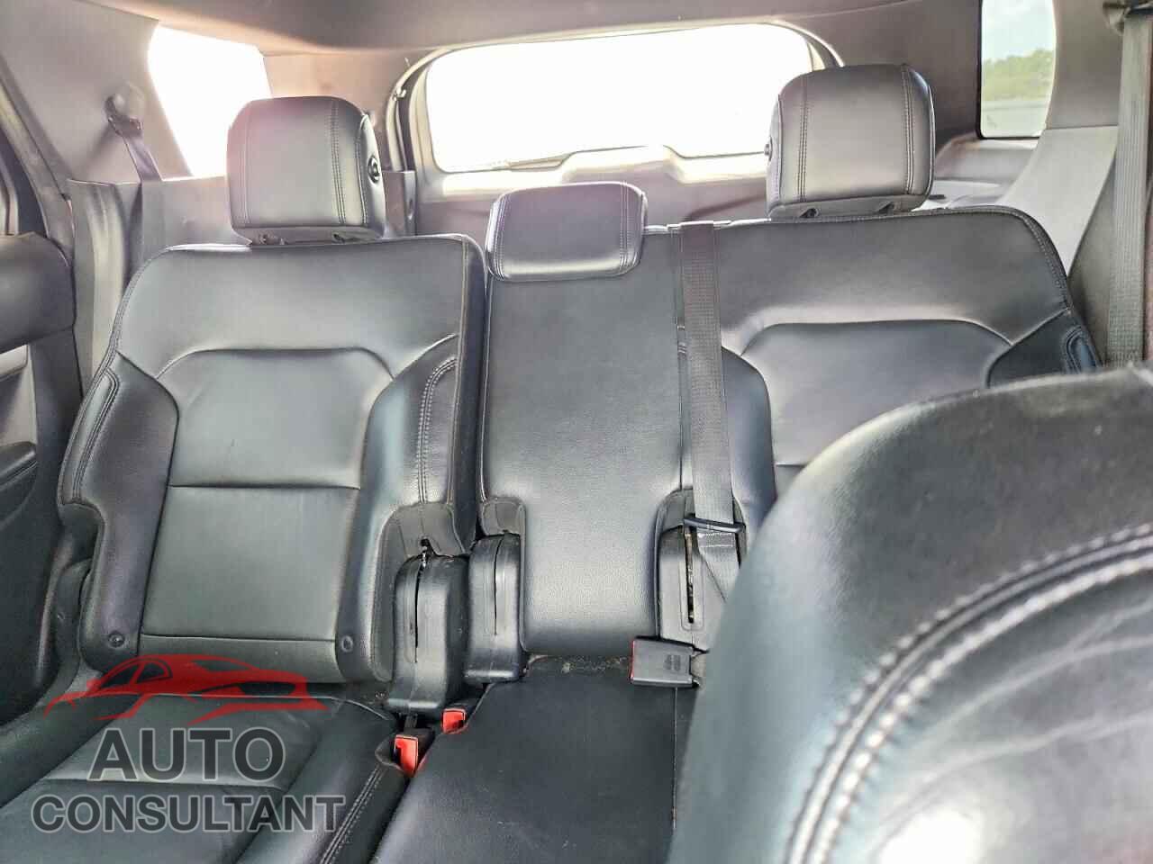 FORD EXPLORER 2017 - 1FM5K7D87HGA15697
