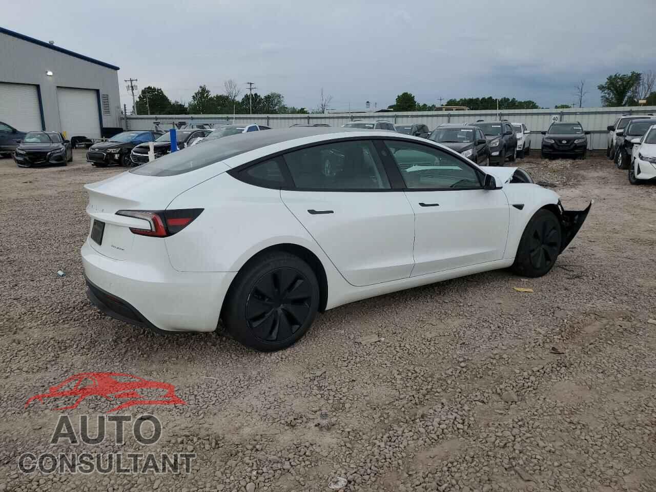 TESLA MODEL 3 2024 - 5YJ3E1EB4RF822412