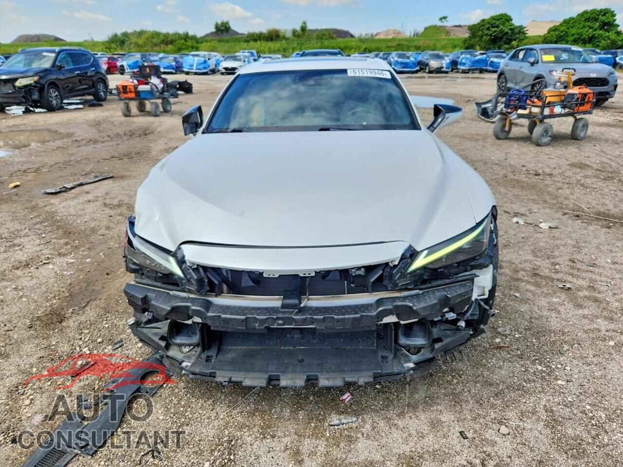 LEXUS IS 2021 - JTHCA1D26M5116807