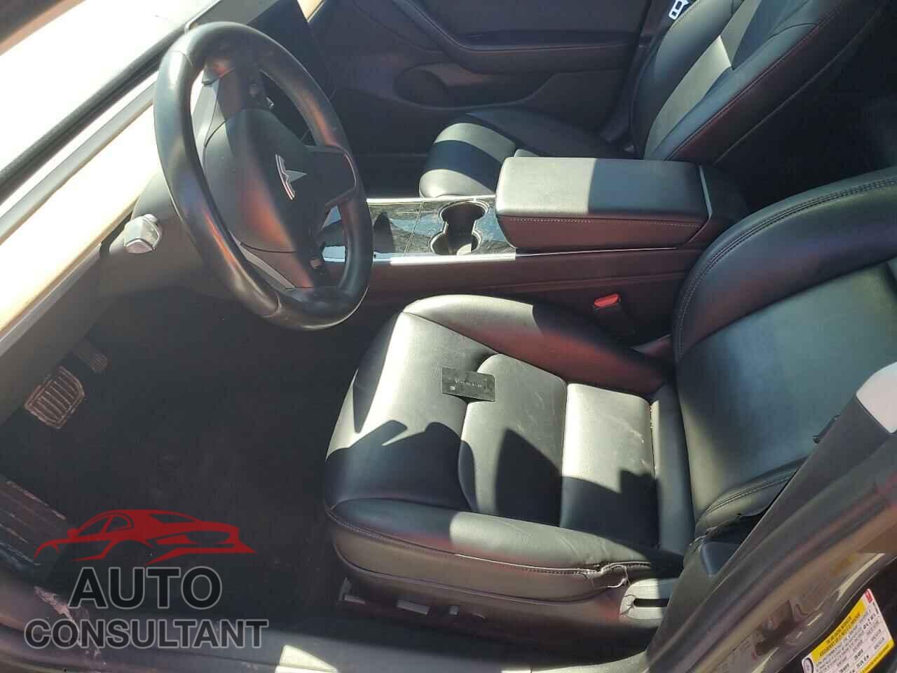 TESLA MODEL 3 2018 - 5YJ3E1EAXJF021480