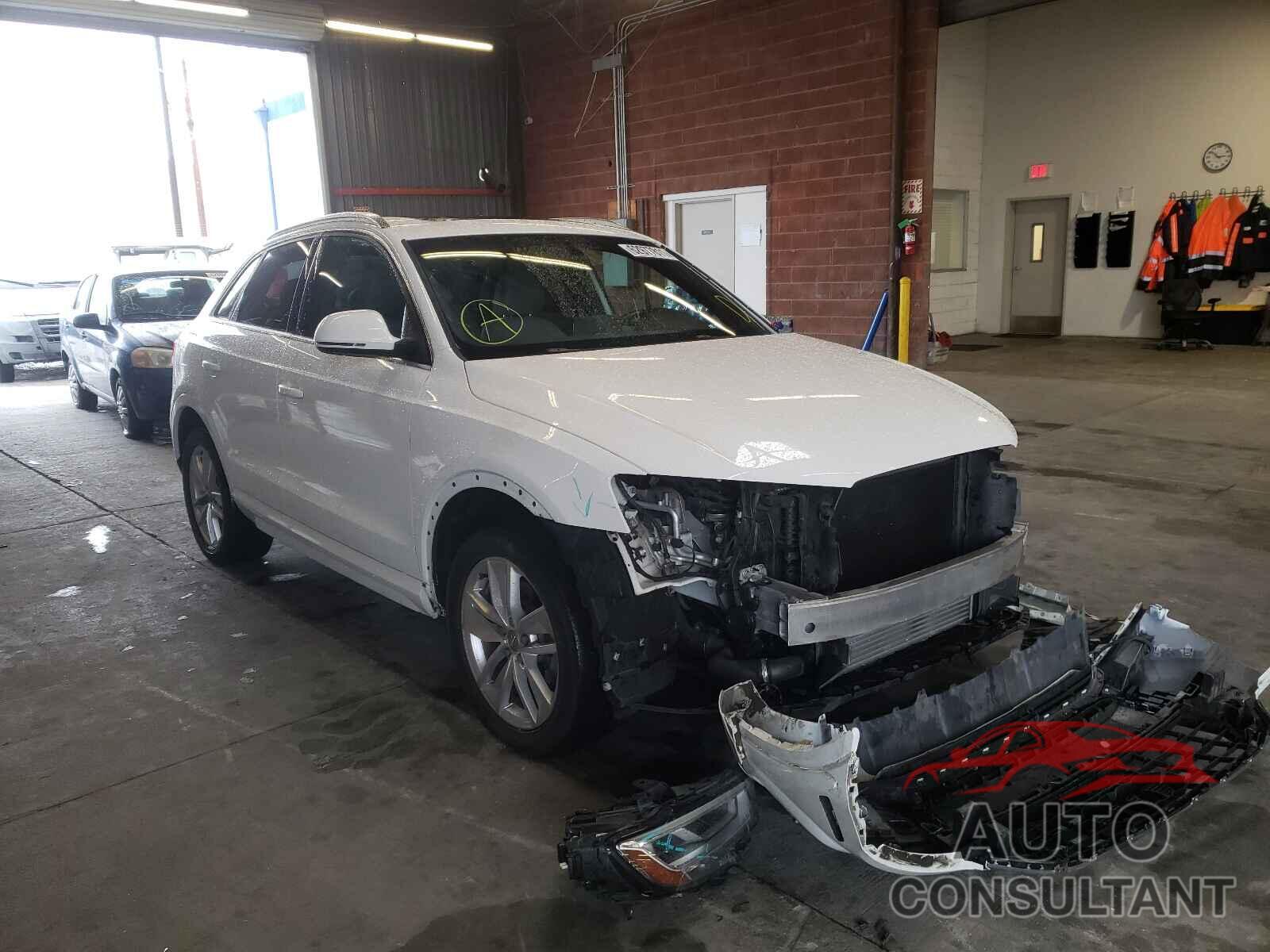 AUDI Q3 2017 - WA1JCCFS5HR002379