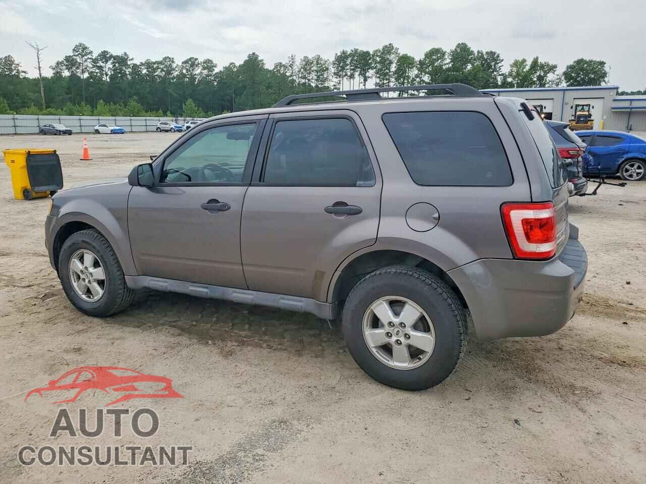 FORD ESCAPE XLS 2010 - 1FMCU0C73AKB76861