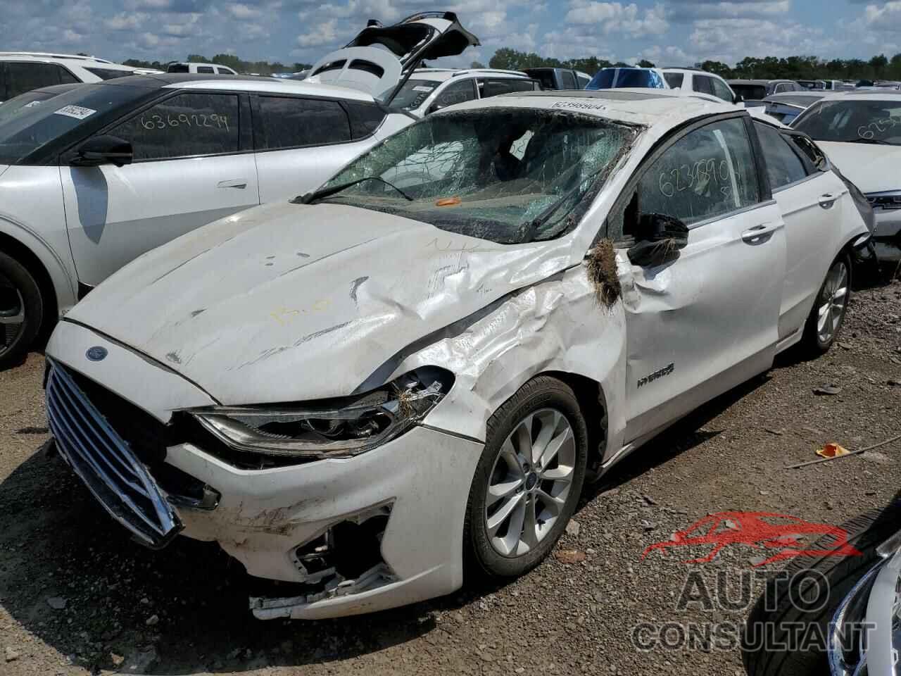 FORD FUSION 2019 - 3FA6P0LU9KR235767