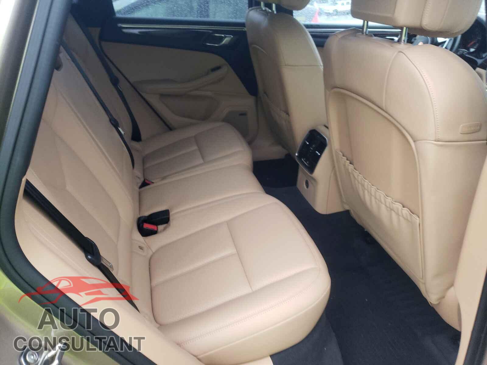 PORSCHE MACAN 2018 - WP1AA2A55JLB10662