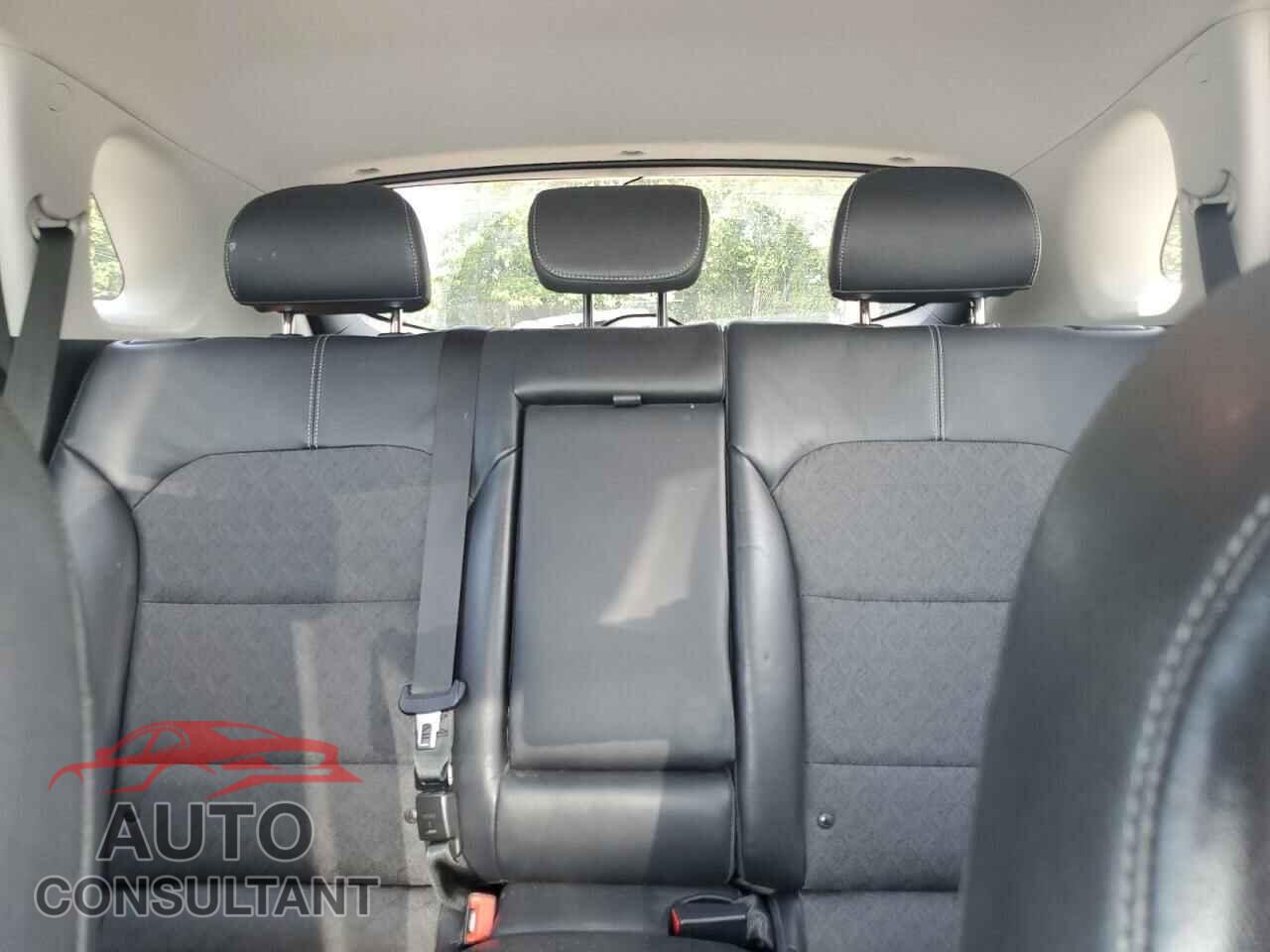KIA NIRO 2017 - KNDCC3LC9H5054360