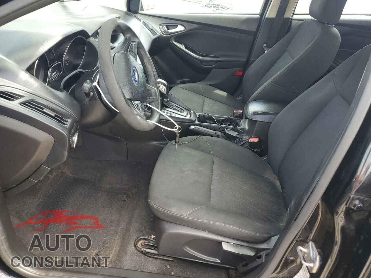 FORD FOCUS 2016 - 1FADP3K28GL284988