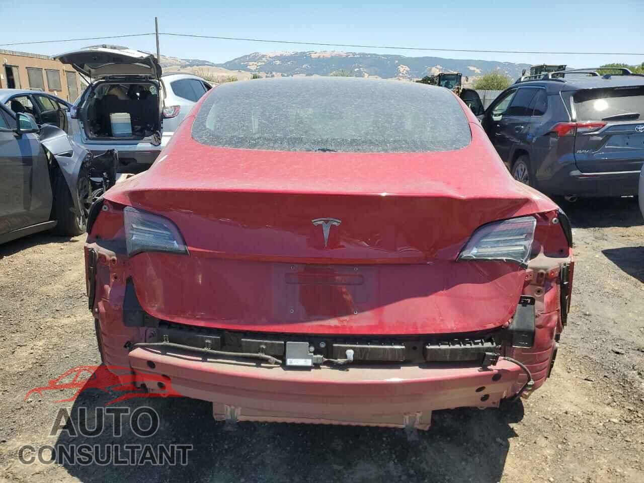 TESLA MODEL 3 2018 - 5YJ3E1EA7JF059815