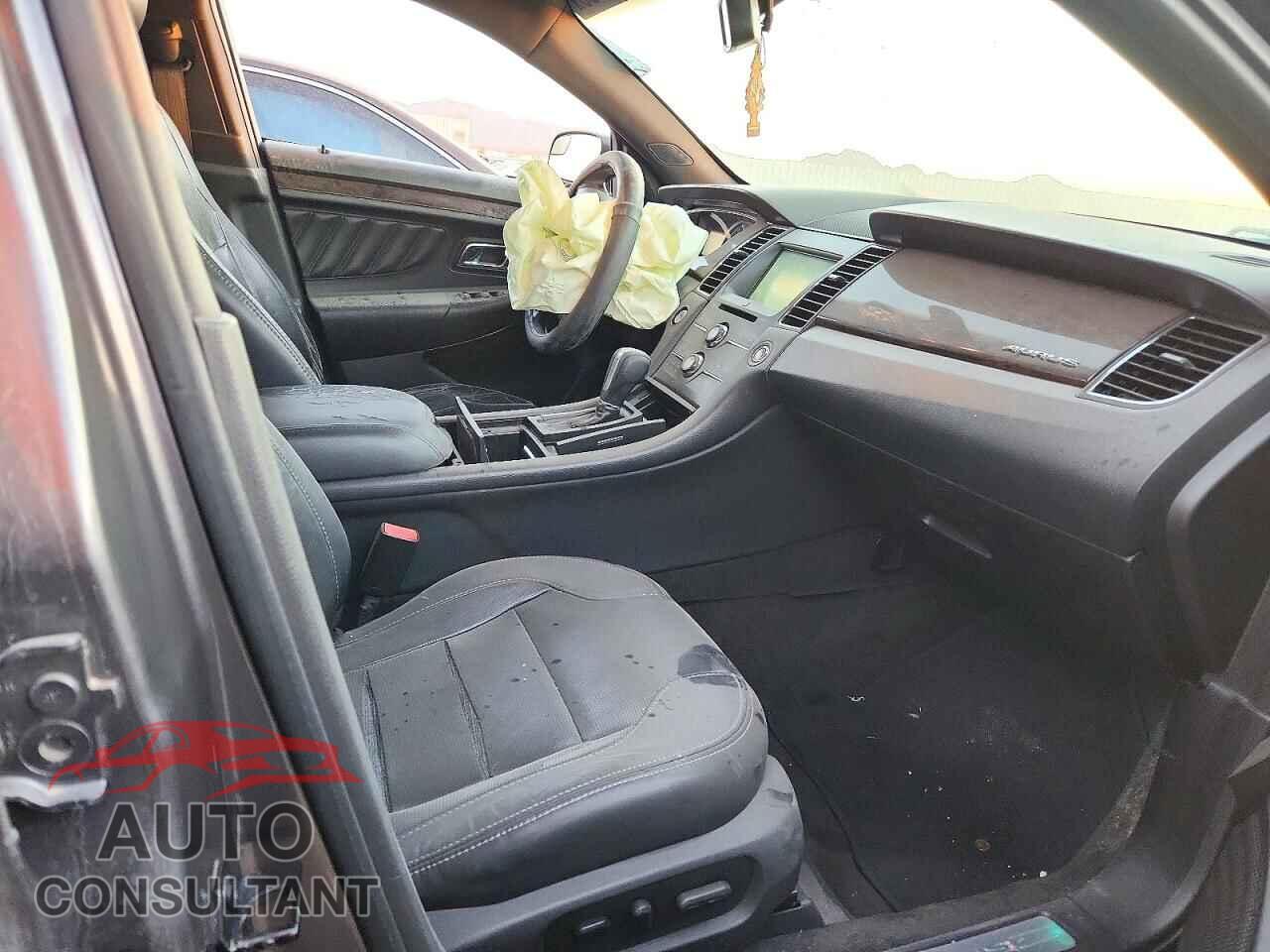 FORD TAURUS 2013 - 1FAHP2F81DG197819