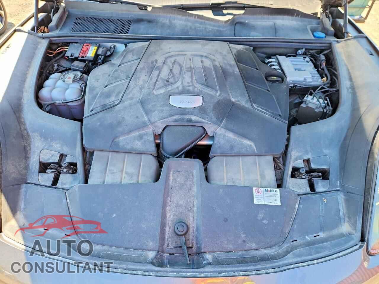 PORSCHE CAYENNE 2019 - WP1AA2AY2KDA09505