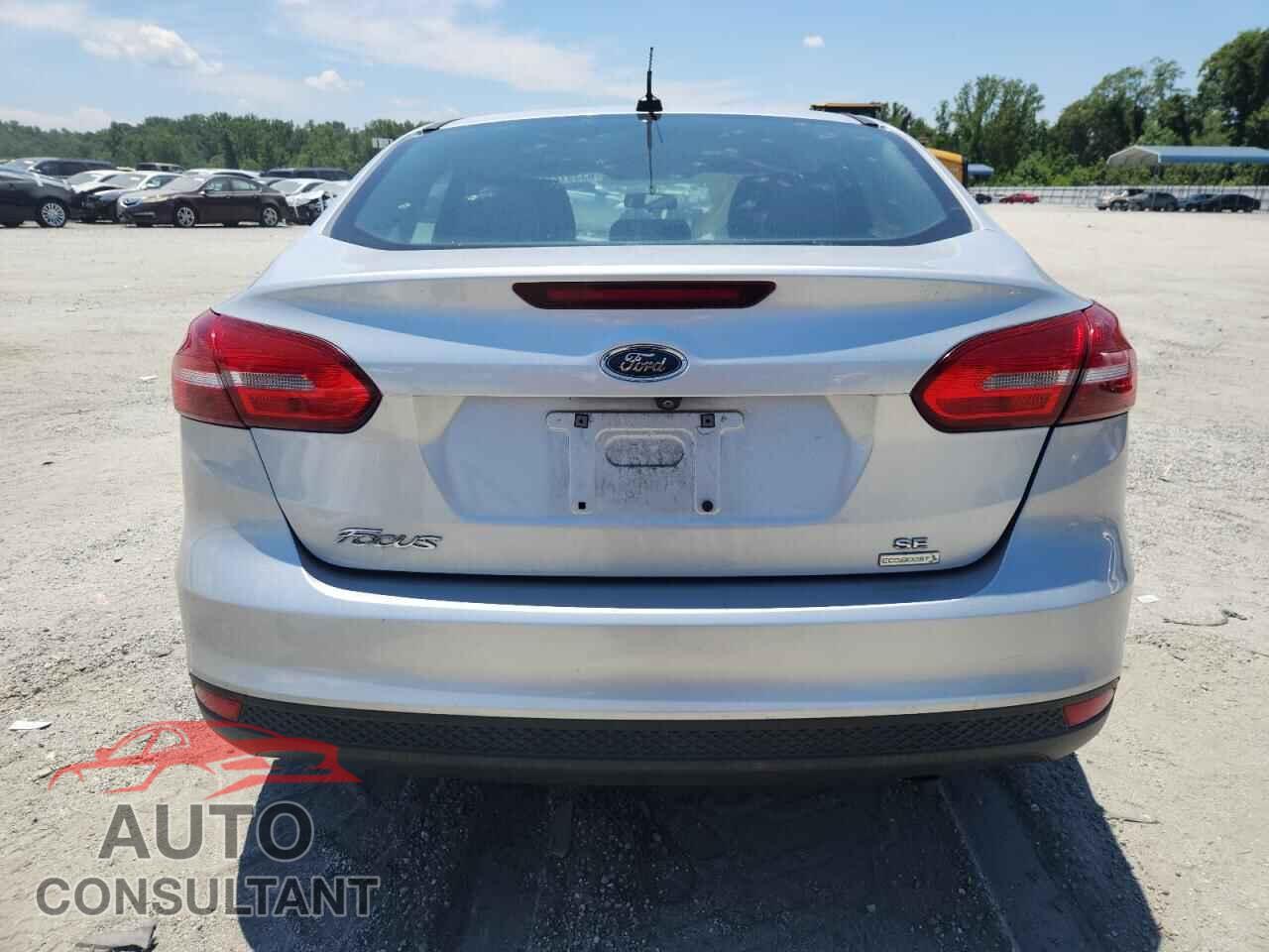 FORD FOCUS 2016 - 1FADP3FE8GL401778