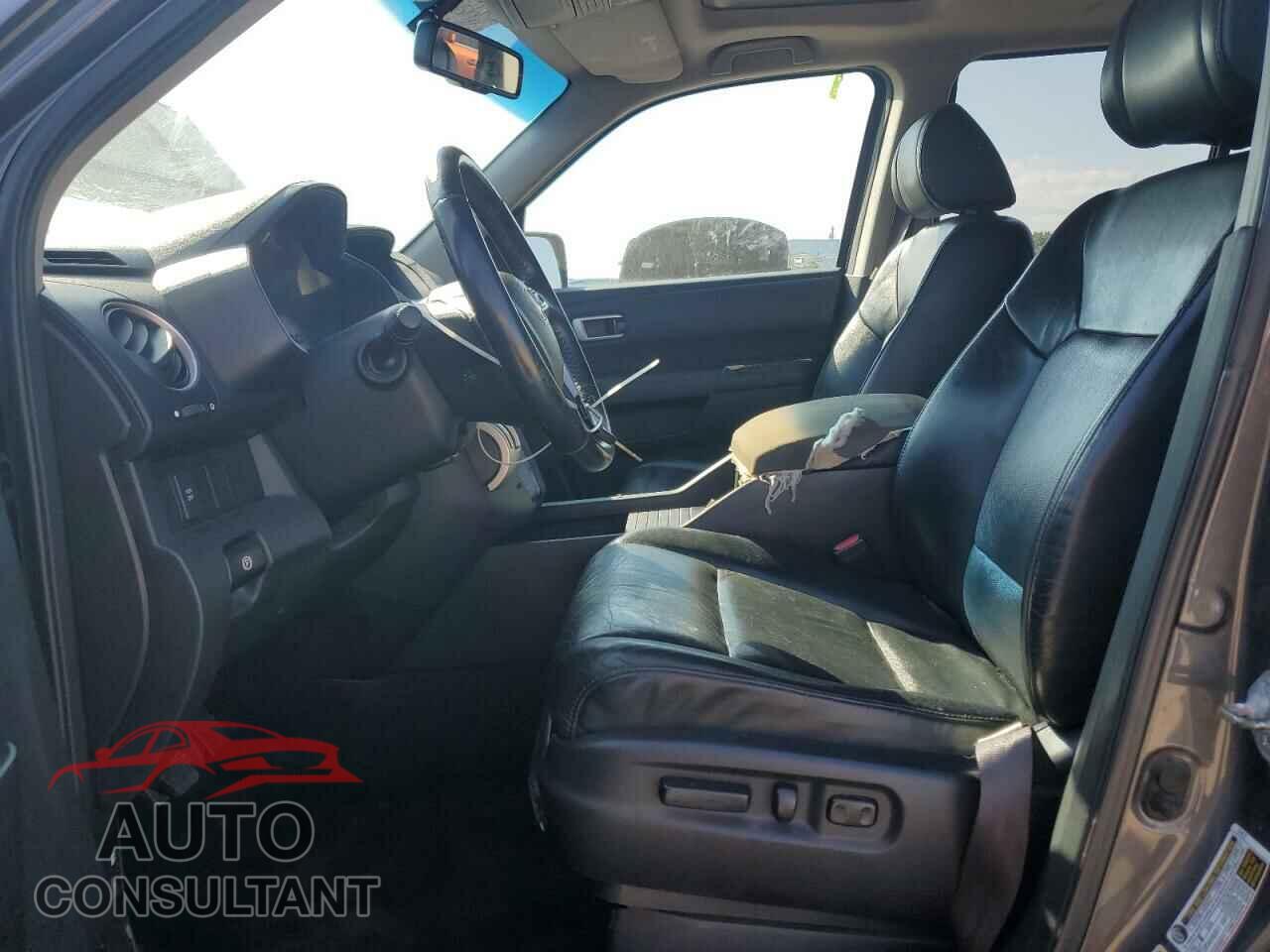 HONDA PILOT 2011 - 5FNYF4H58BB017819