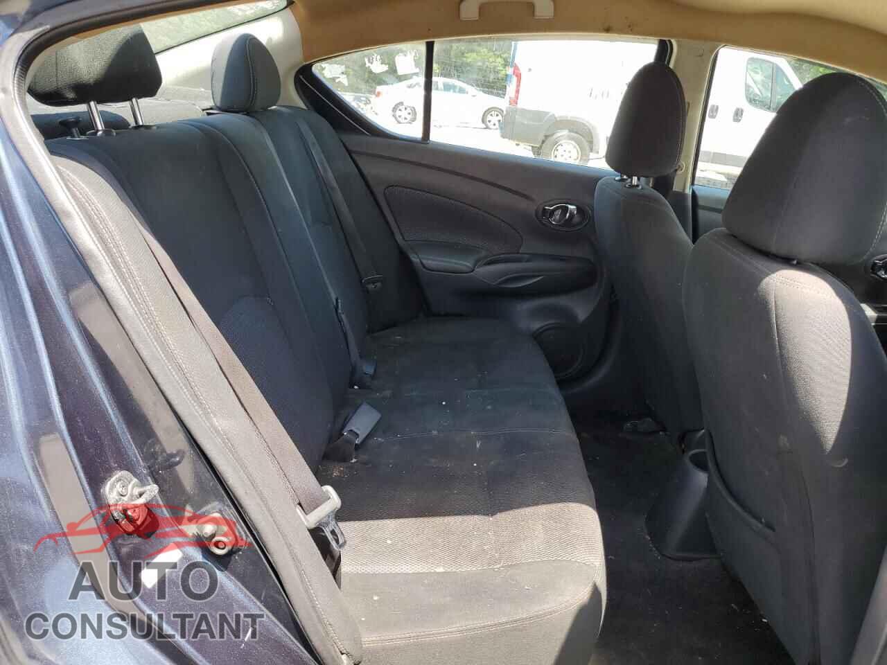 NISSAN VERSA 2017 - 3N1CN7AP1HL848456