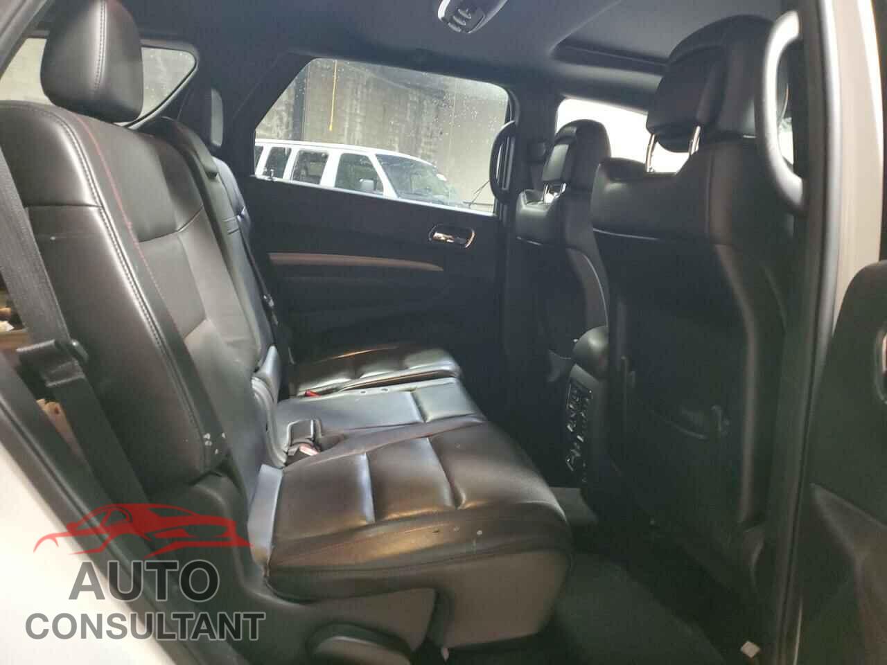 DODGE DURANGO 2018 - 1C4SDJCTXJC445211