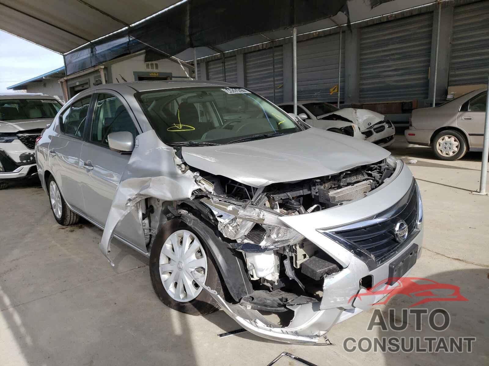 NISSAN VERSA 2019 - 3N1CN7AP5KL866949