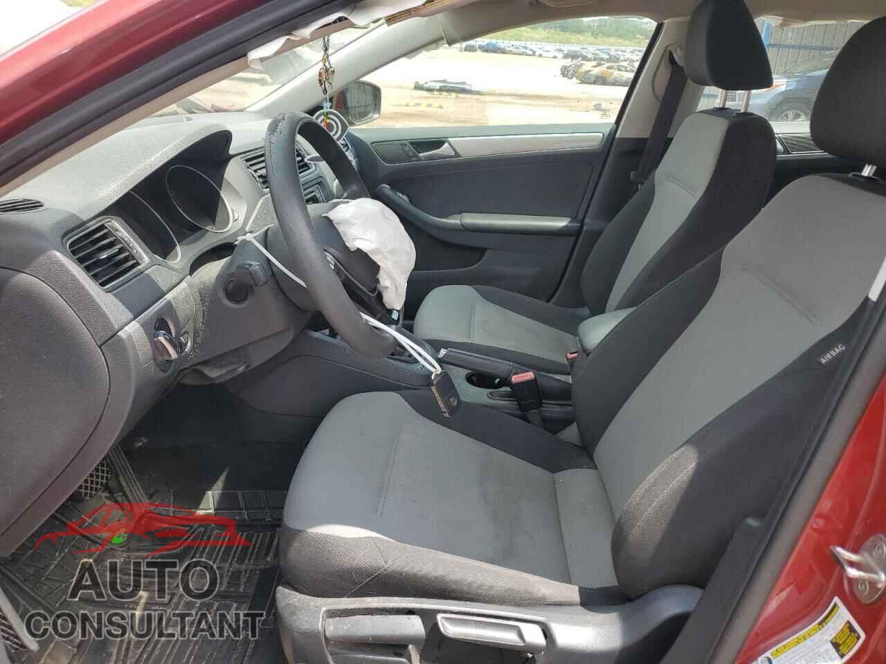 VOLKSWAGEN JETTA 2017 - 3VW2B7AJ9HM247851