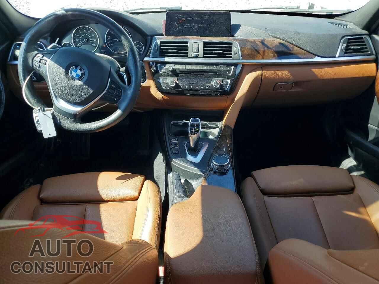 BMW 3 SERIES 2016 - WBA8E3G58GNU05900