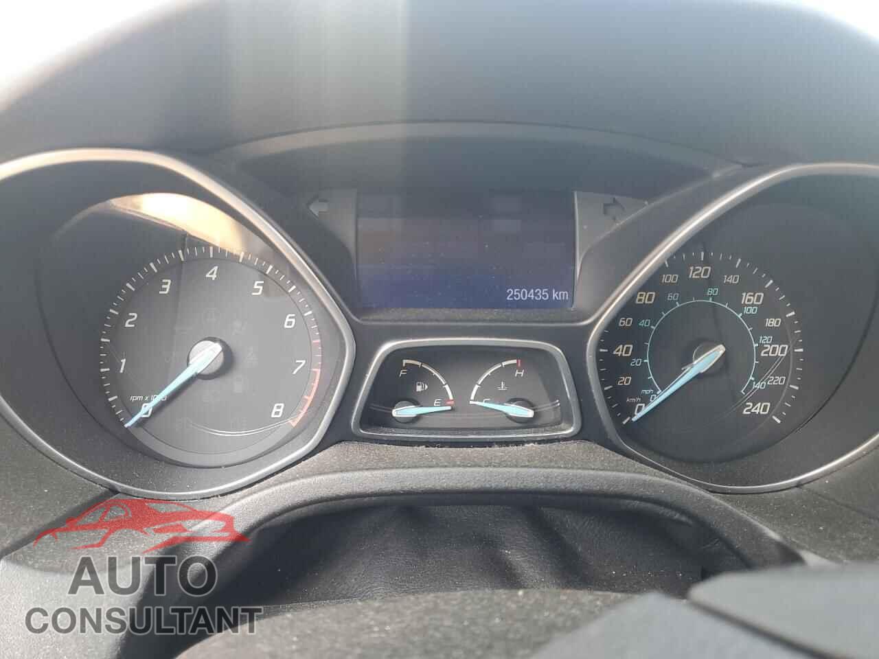 FORD FOCUS 2012 - 1FAHP3H2XCL438572