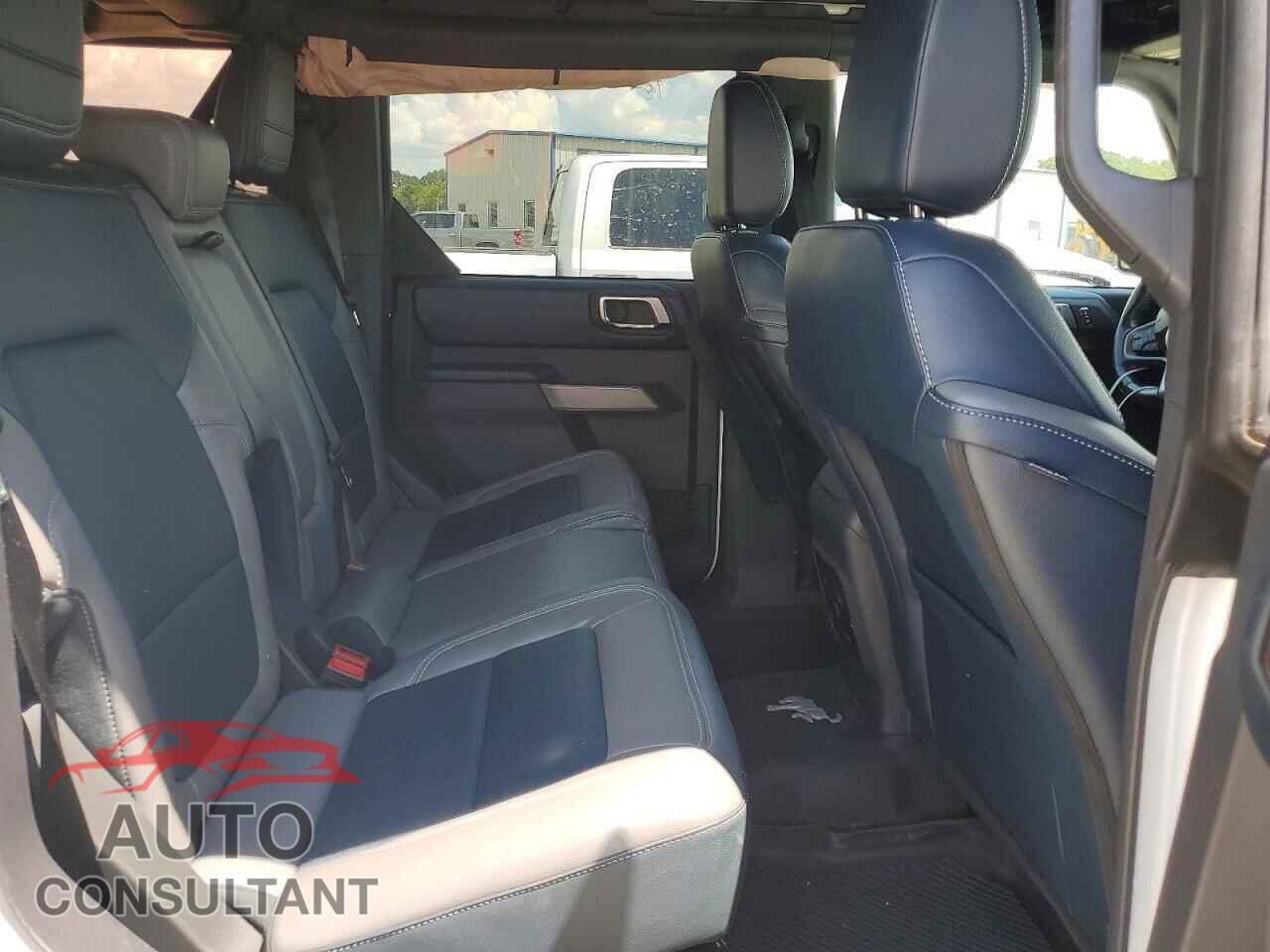 FORD BRONCO 2021 - 1FMEE5DP5MLA93593