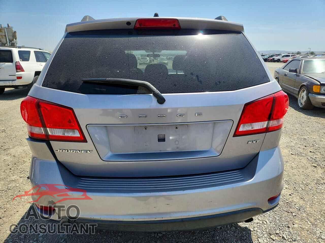 DODGE JOURNEY 2015 - 3C4PDCBB0FT741876