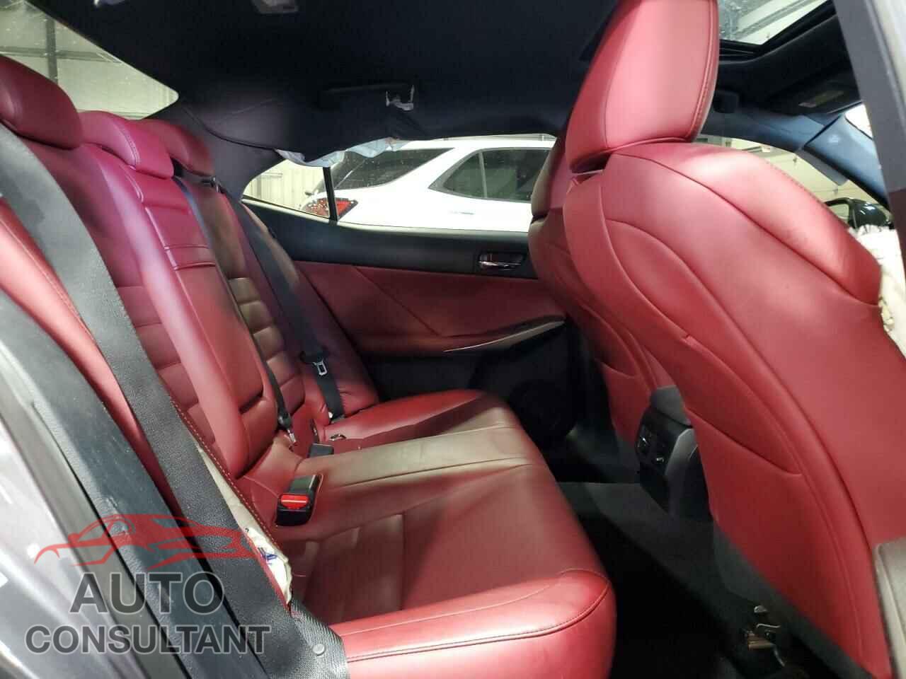 LEXUS IS 2016 - JTHBA1D25G5004709
