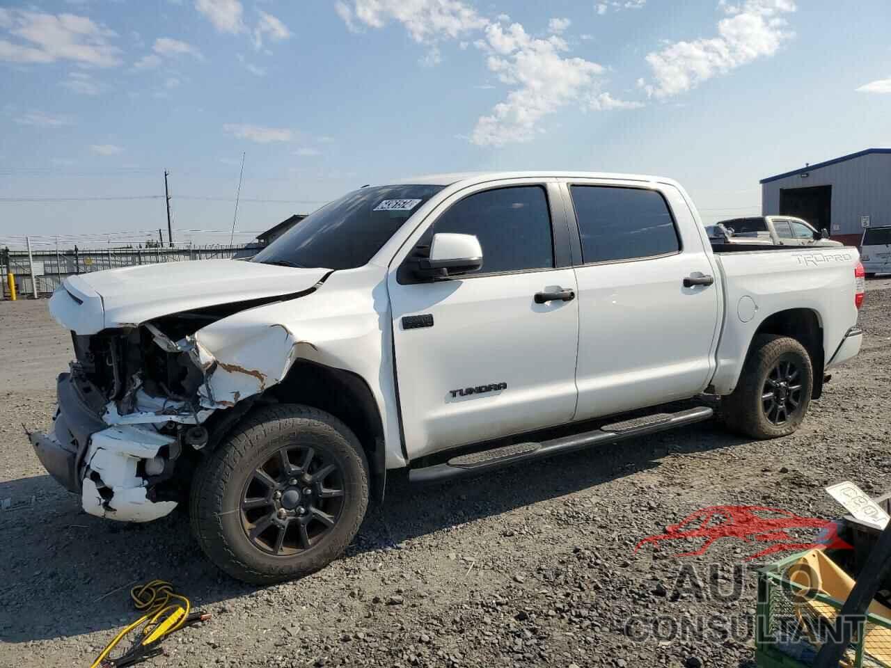 TOYOTA TUNDRA 2016 - 5TFDY5F12GX521682