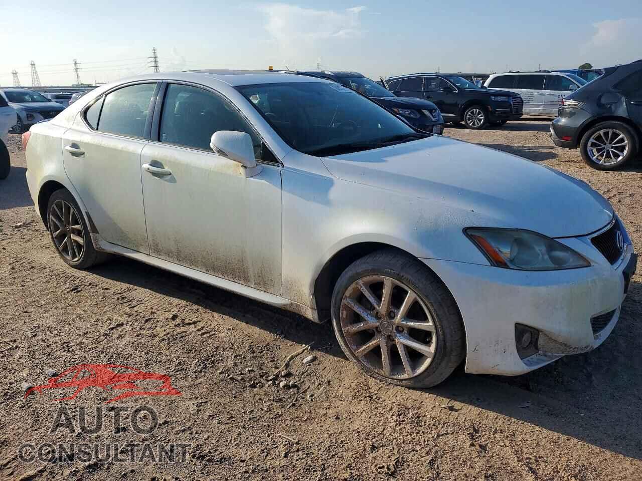 LEXUS IS 2011 - JTHCF5C21B5048990