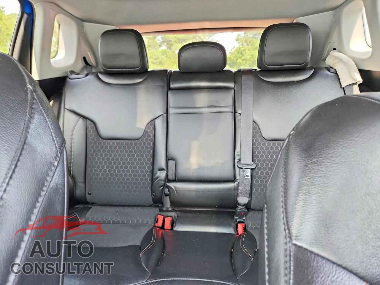 JEEP COMPASS 2020 - 3C4NJDBB0LT112412