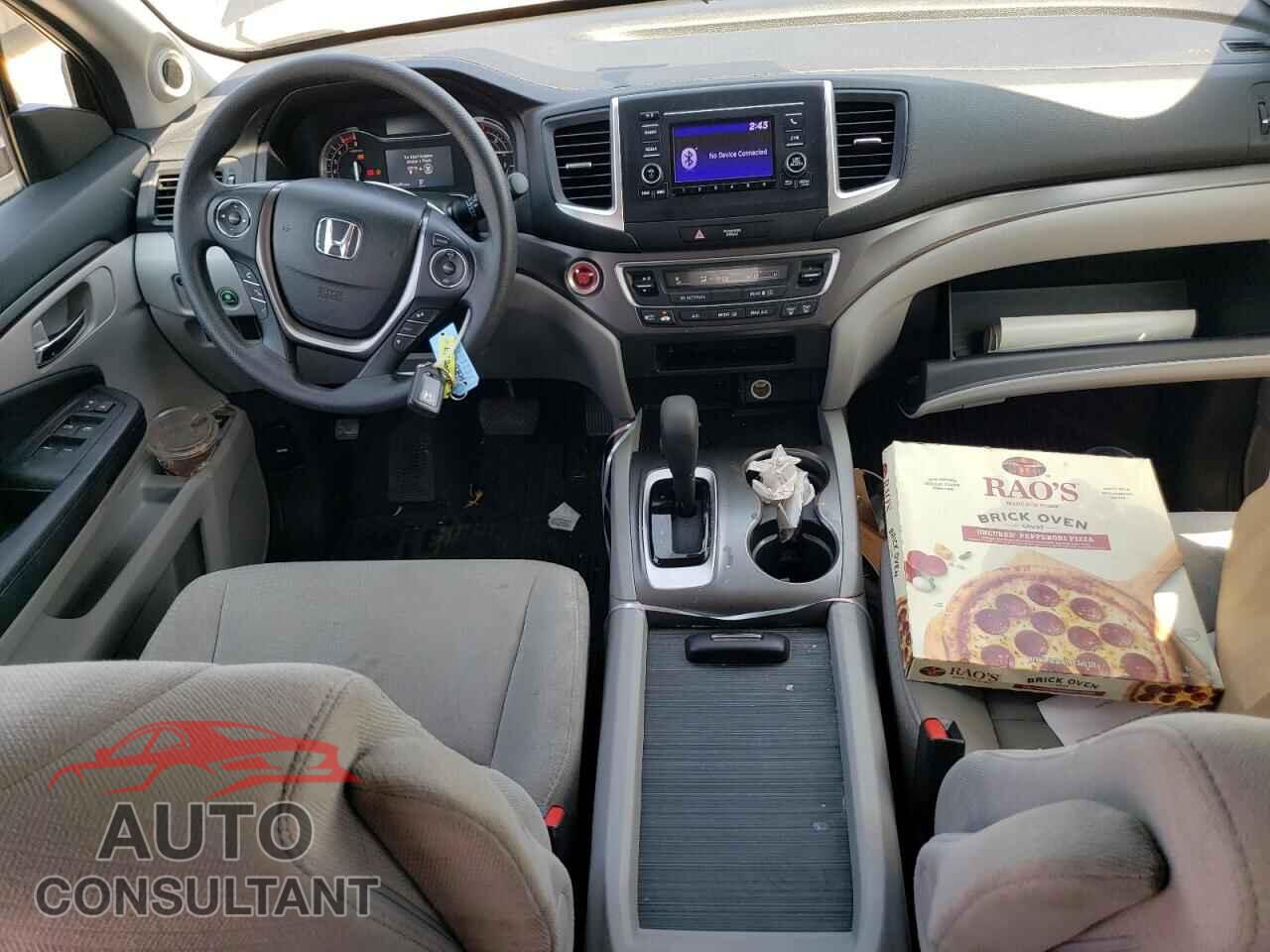 HONDA PILOT 2017 - 5FNYF6H12HB077192