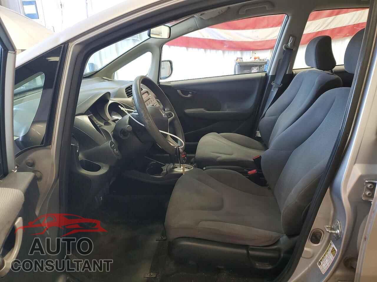 HONDA FIT 2013 - JHMGE8H3XDC009613