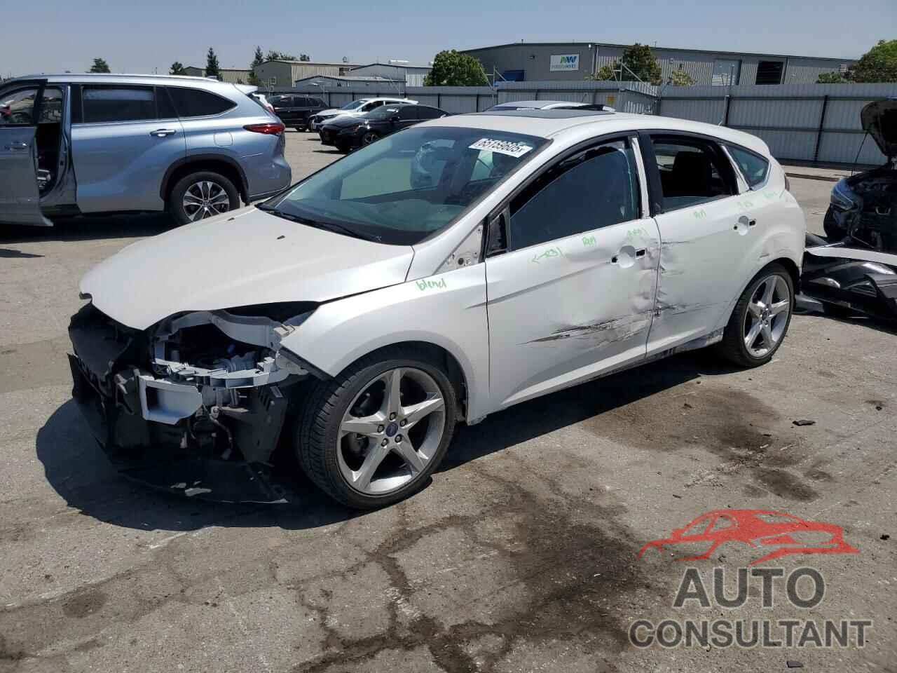 FORD FOCUS 2014 - 1FADP3N22EL248089