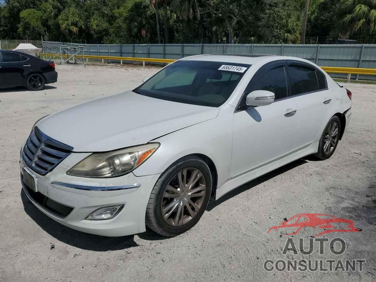 HYUNDAI GENESIS 2013 - KMHGC4DD4DU232539