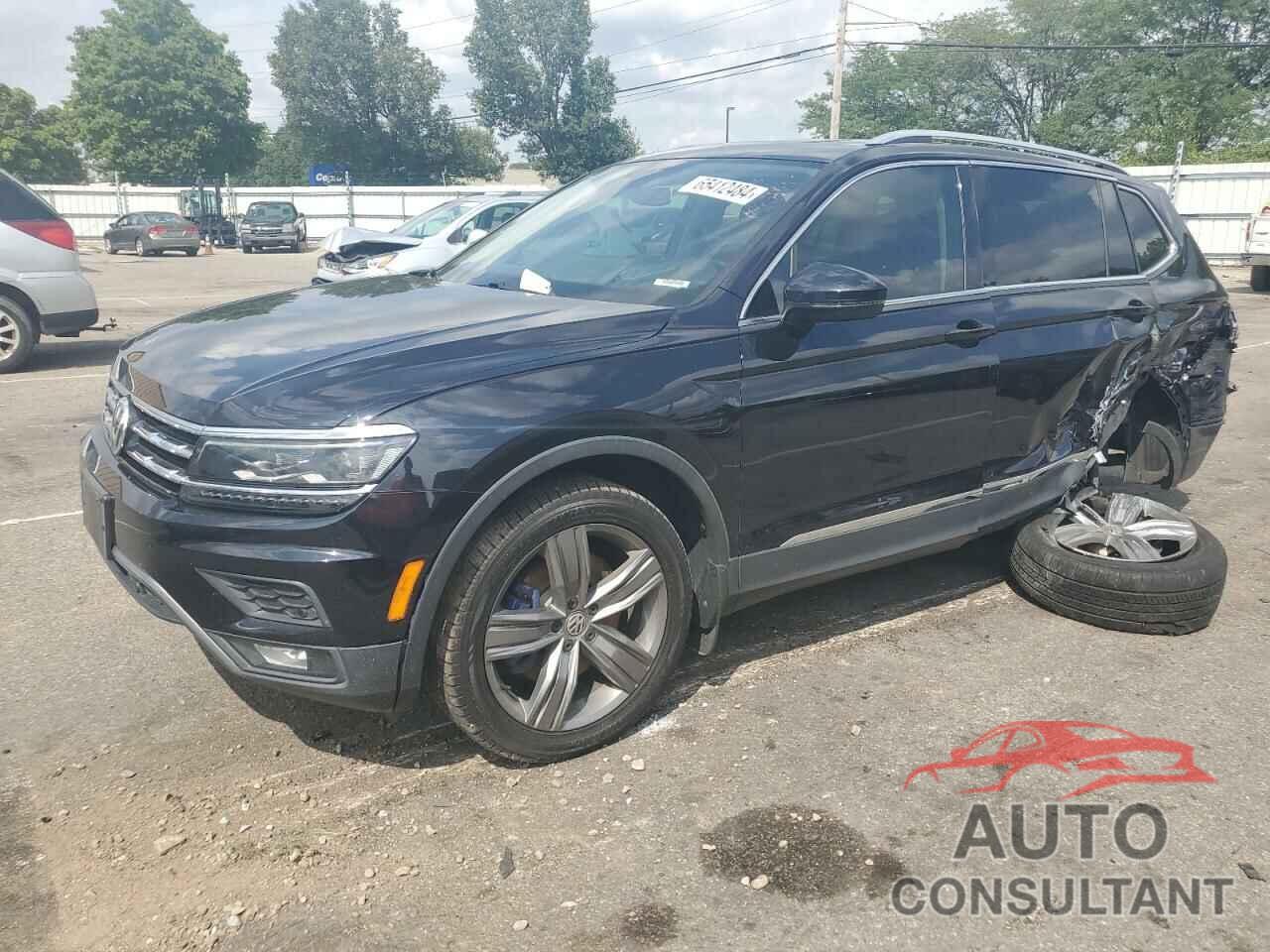 VOLKSWAGEN TIGUAN 2018 - 3VV5B7AX5JM058884