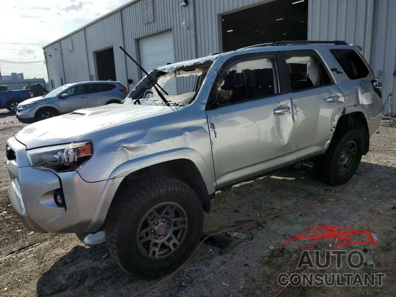 TOYOTA 4RUNNER 2021 - JTEPU5JR4M5843054